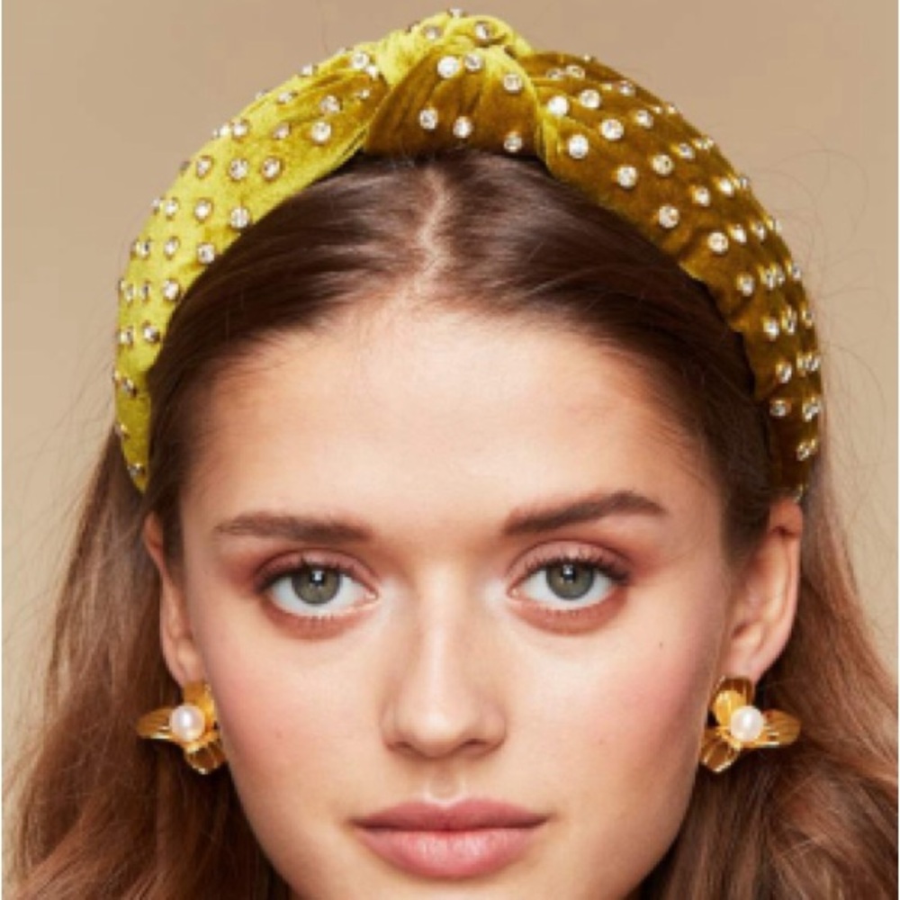 Lele Sadoughi Chartreuse Velvet Crystal Knotted Headband
